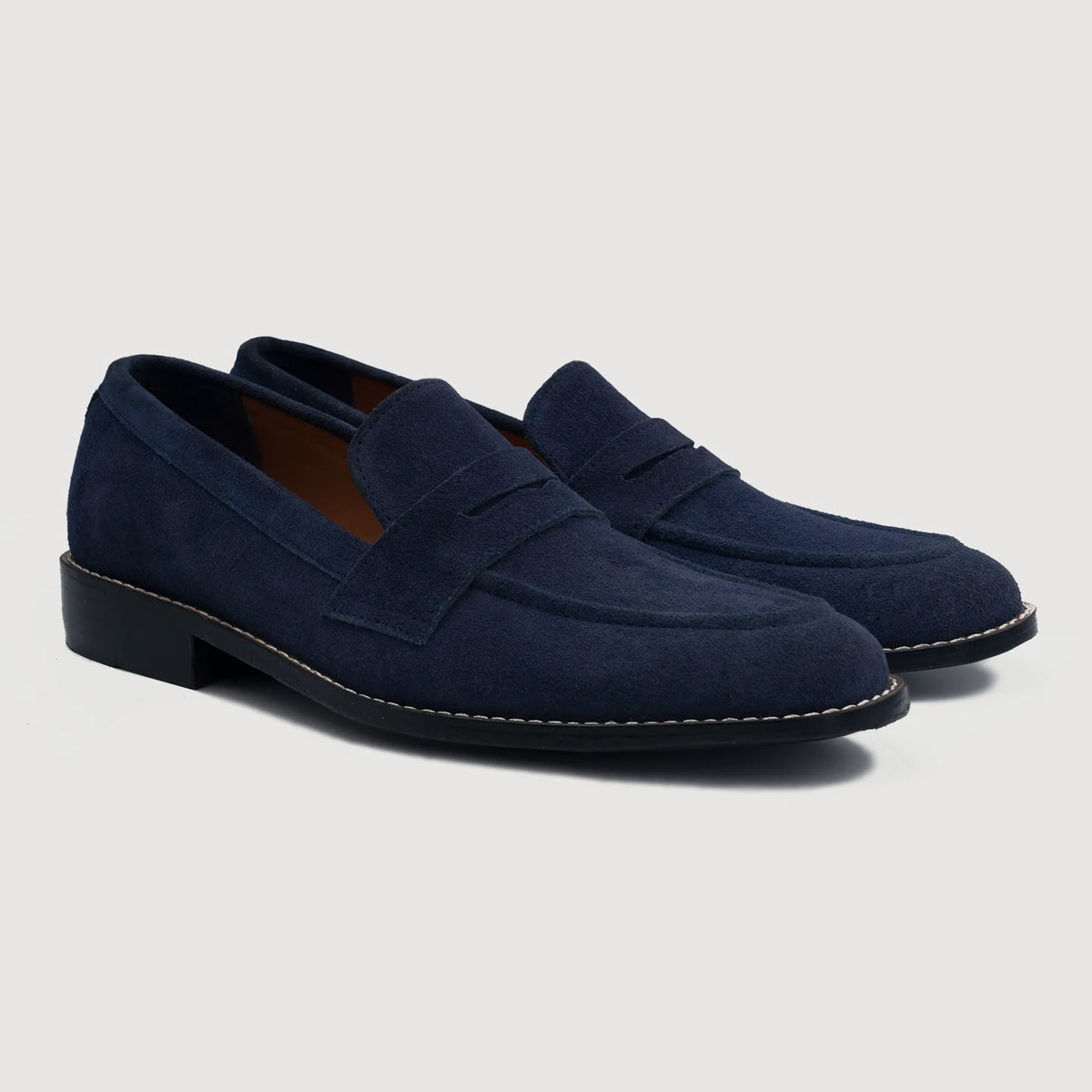Baxton ლურჯი Suede ტყავის ლოფერები მამაკაცის For Men in Midnight Blue Goatskin Suede - გვერდითი ხედი | შეიძინეთ ონლაინ
