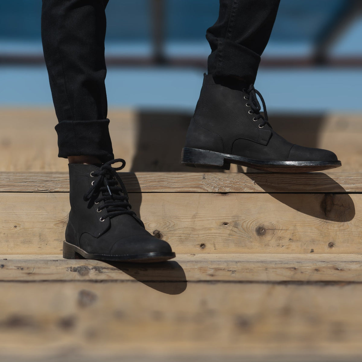 Orlaven Knight Derby შავი Nubuck ტყავის ჩექმები მამაკაცის footwear image 9
