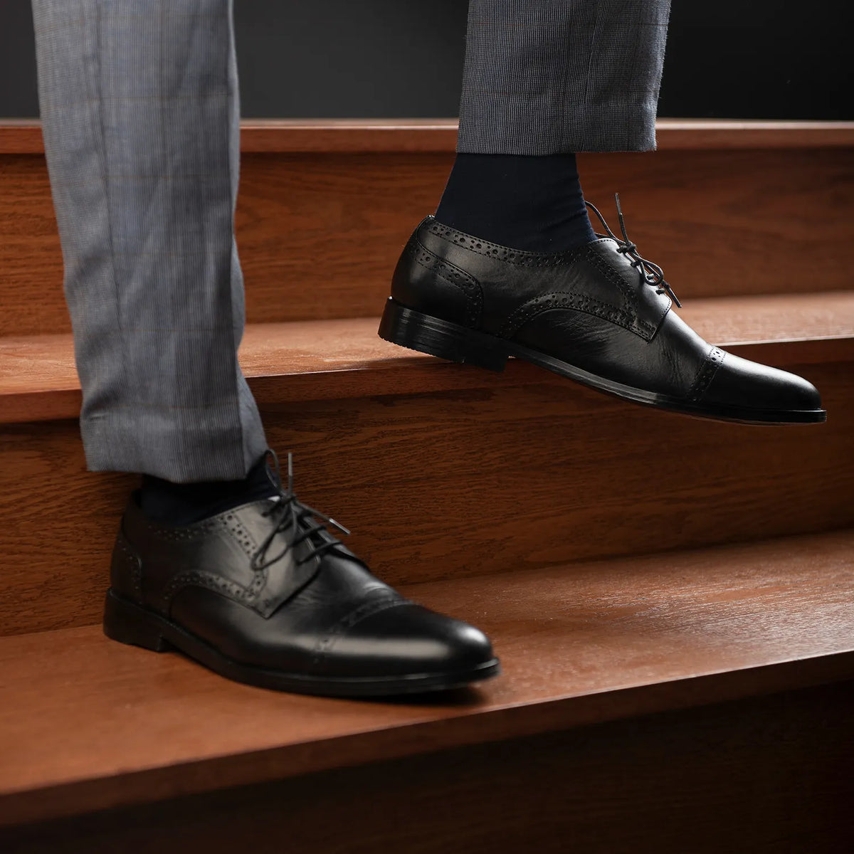Orlaven Dirk Brogues ტყავის დერბი ფეხსაცმელი მამაკაცის footwear image 9