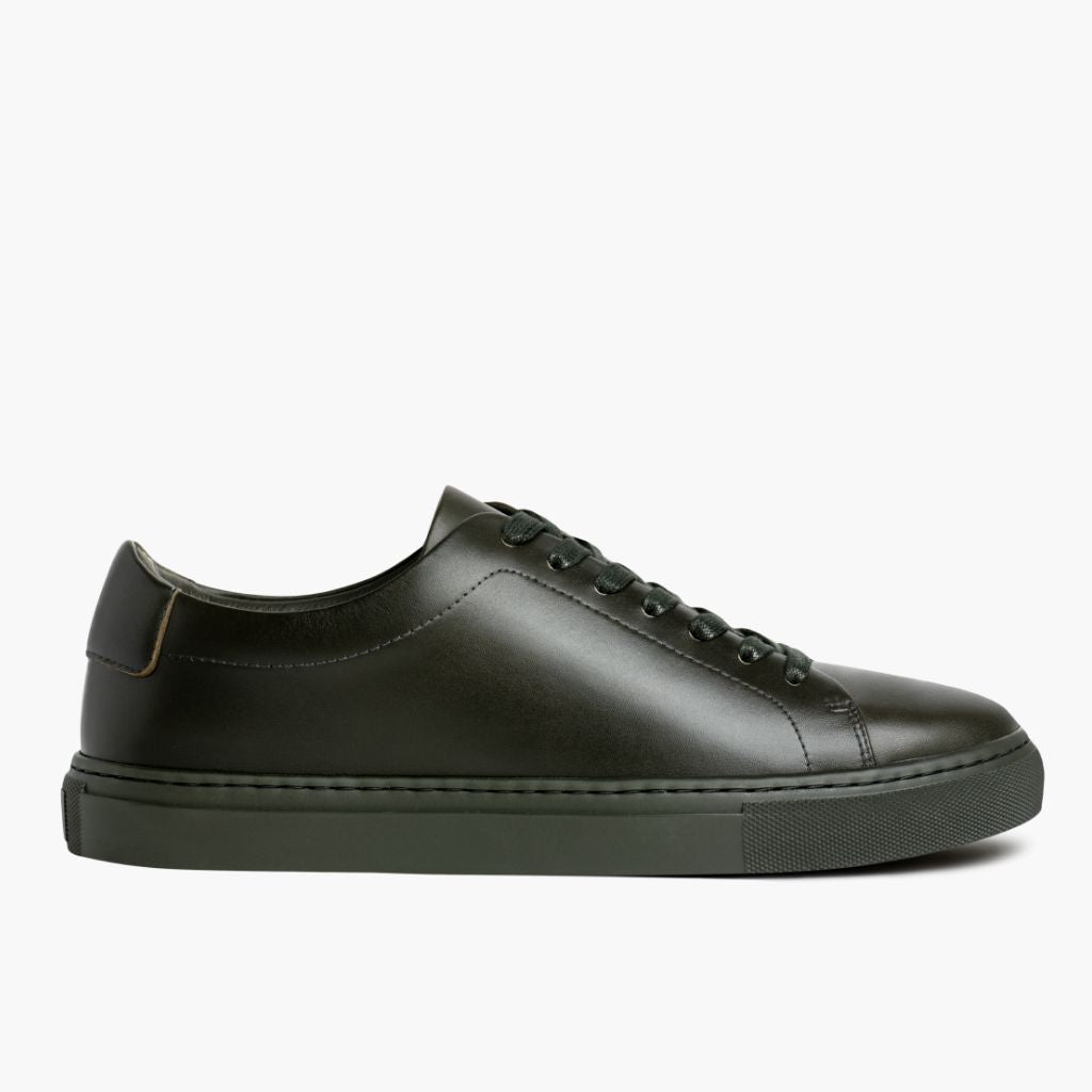 Classic Full-Grain leather Sneakers - Goodyear welt კონსტრუქცია და წინა ცხვირის დეტალი