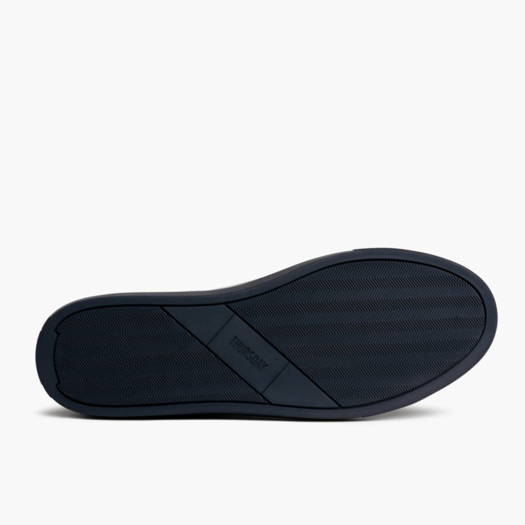 High-Traction Rubber Outsole & Lug Tread Pattern on Encore Navy ტყავის კედები მამაკაცის