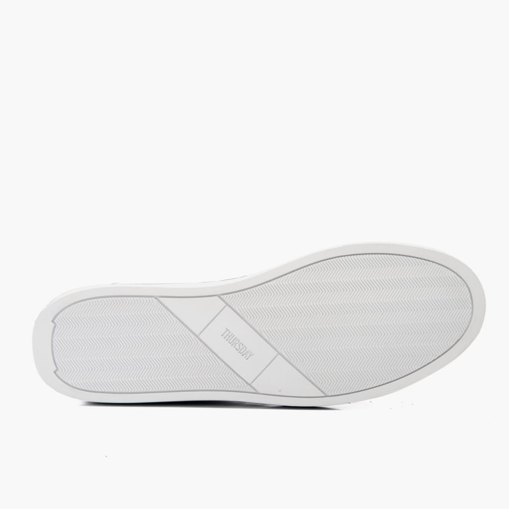 High-Traction Rubber Outsole & Lug Tread Pattern on Premier Low Top შავი ტყავის კედები მამაკაცის For Men