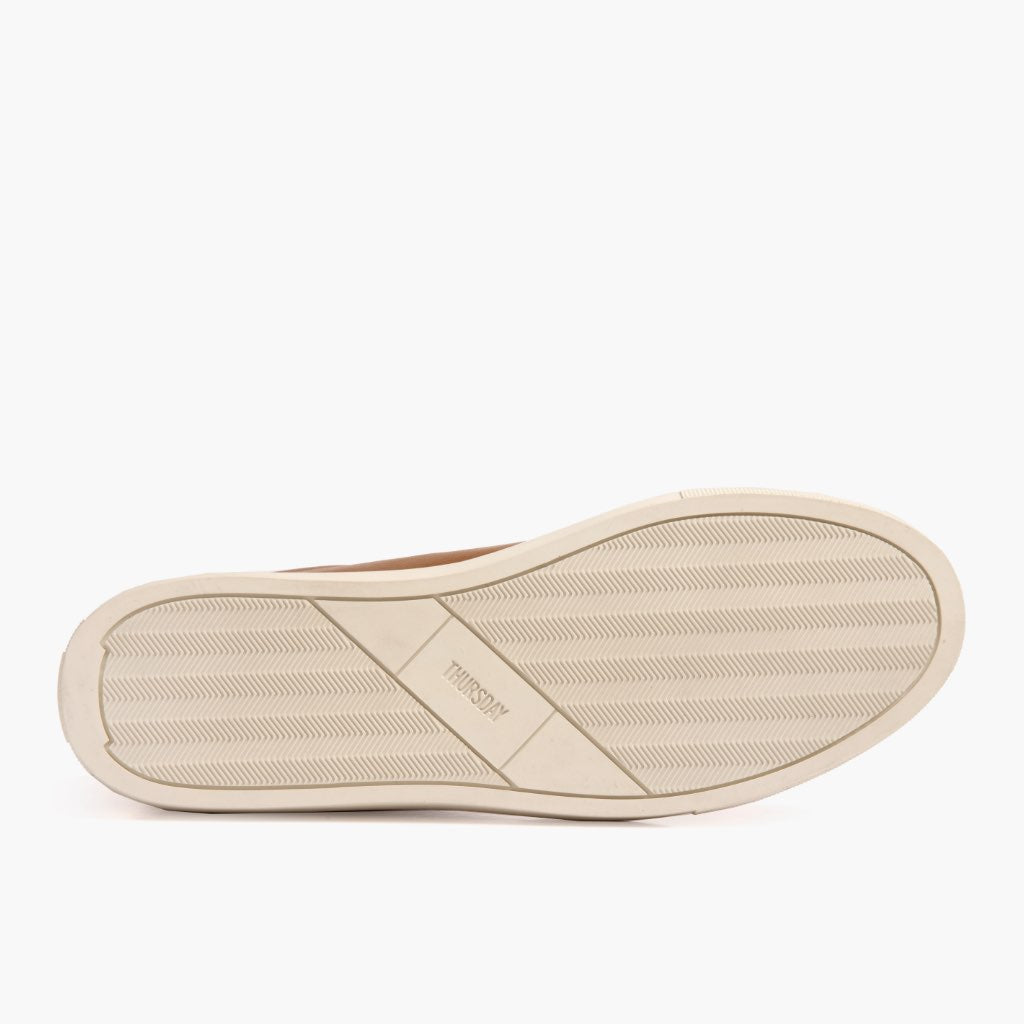 High-Traction Rubber Outsole & Lug Tread Pattern on Premier Low Top Toffee ტყავის კედები მამაკაცის For Men