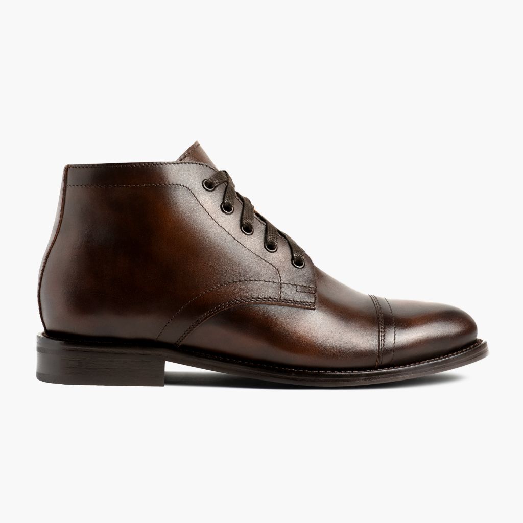 Classic Full-Grain leather Boots - Goodyear welt კონსტრუქცია და წინა ცხვირის დეტალი