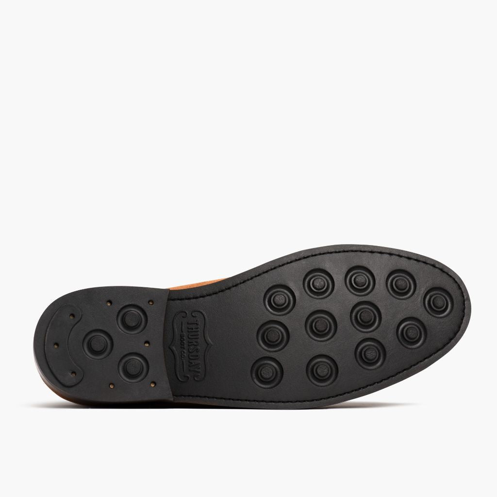High-Traction Rubber Outsole & Lug Tread Pattern on Duke Honey Suede ტყავის ჩექმები მამაკაცის