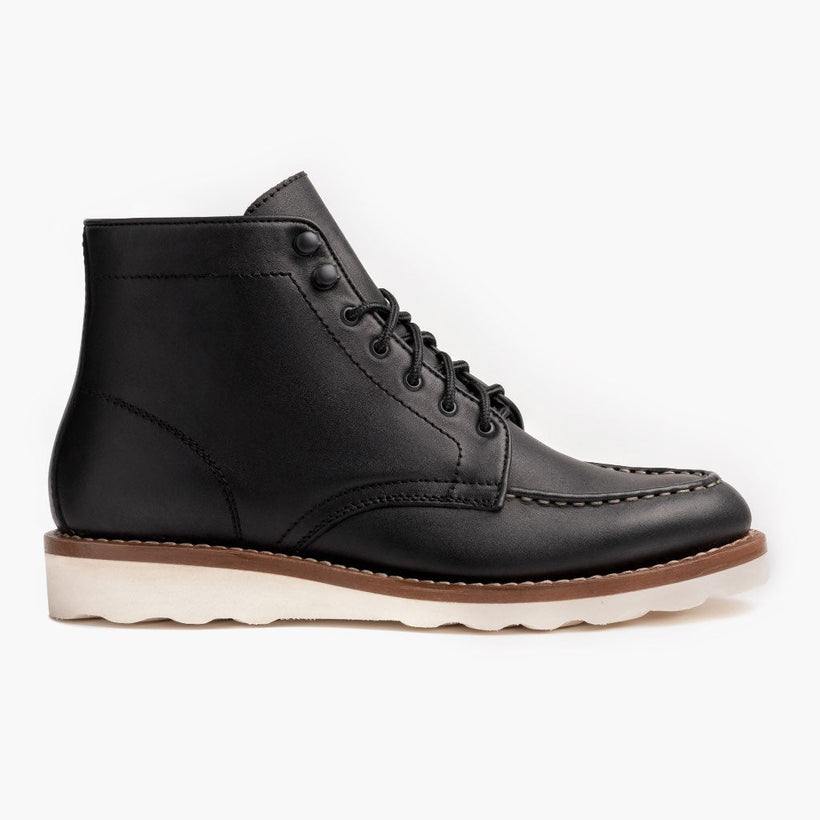 Diplomat შავი Leather Boots ქალის