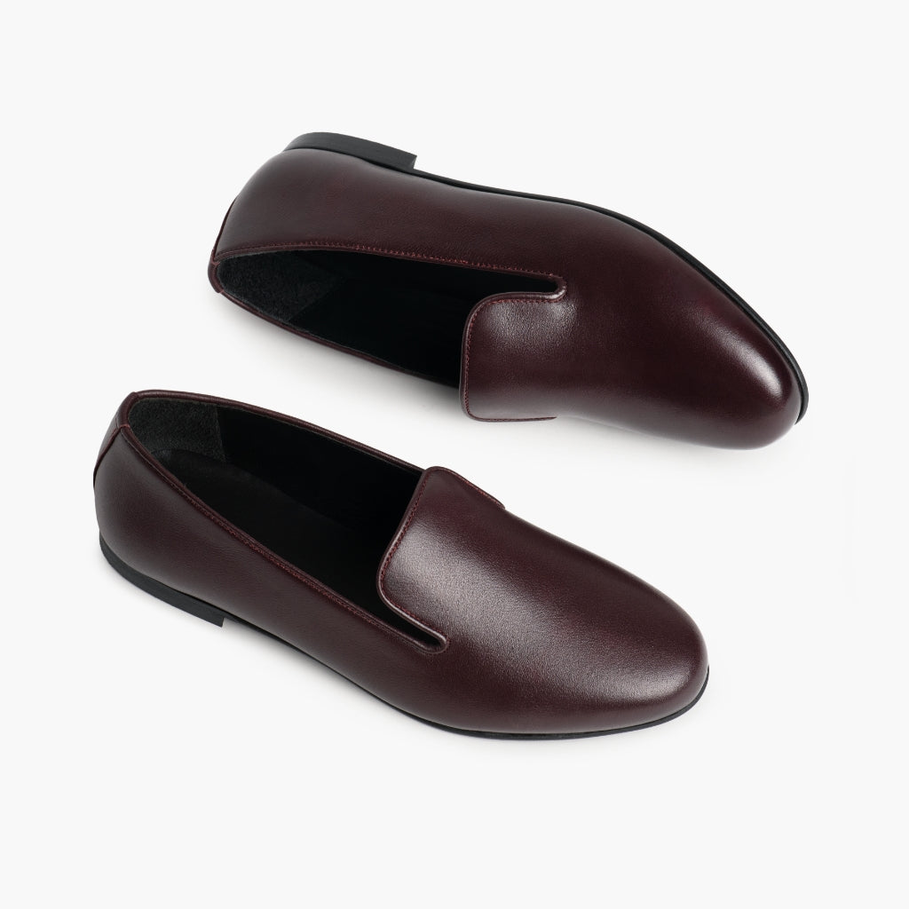 High-Traction Rubber Outsole & Lug Tread Pattern on Eden ბურგუნდიული ტყავის ჩექმები ქალის
