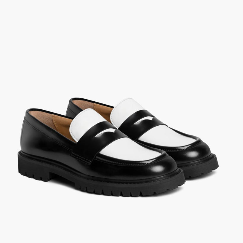 Penny შავი & White Leather Loafers ქალის