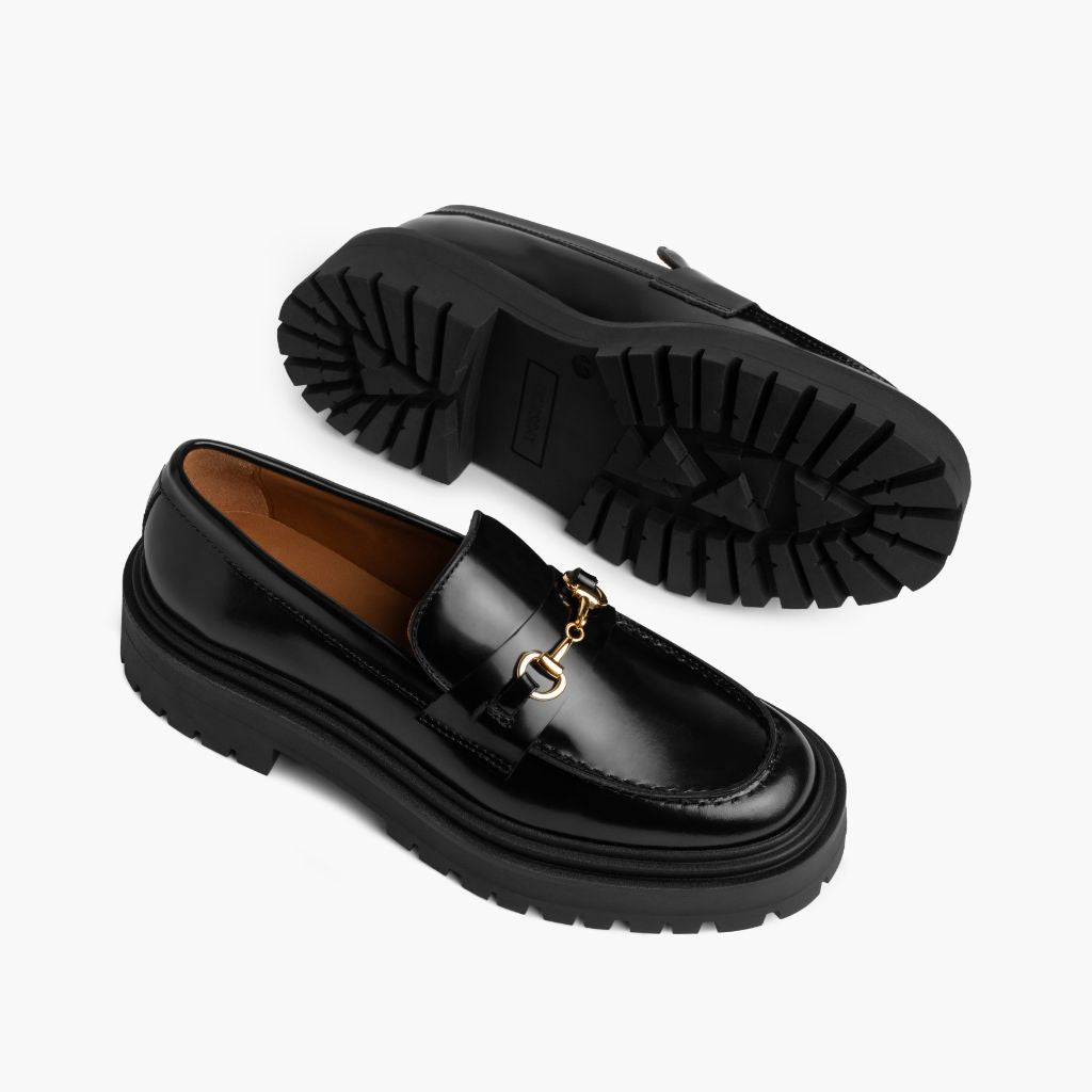 High-Traction Rubber Outsole & Lug Tread Pattern on Penny Platform შავი & Gold ტყავის ლოფერები ქალის