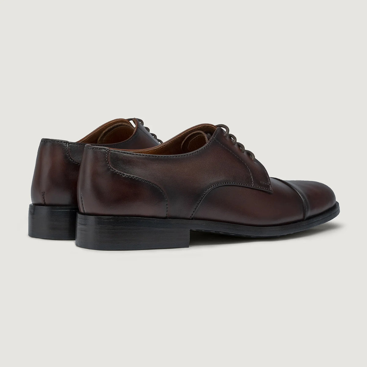 Attorney Derby Burnished ყავისფერი ტყავის ფეხსაცმელი მამაკაცის For Men - გაძლიერებული ქუსლი და ზუსტი ორმაგი ნაკერი