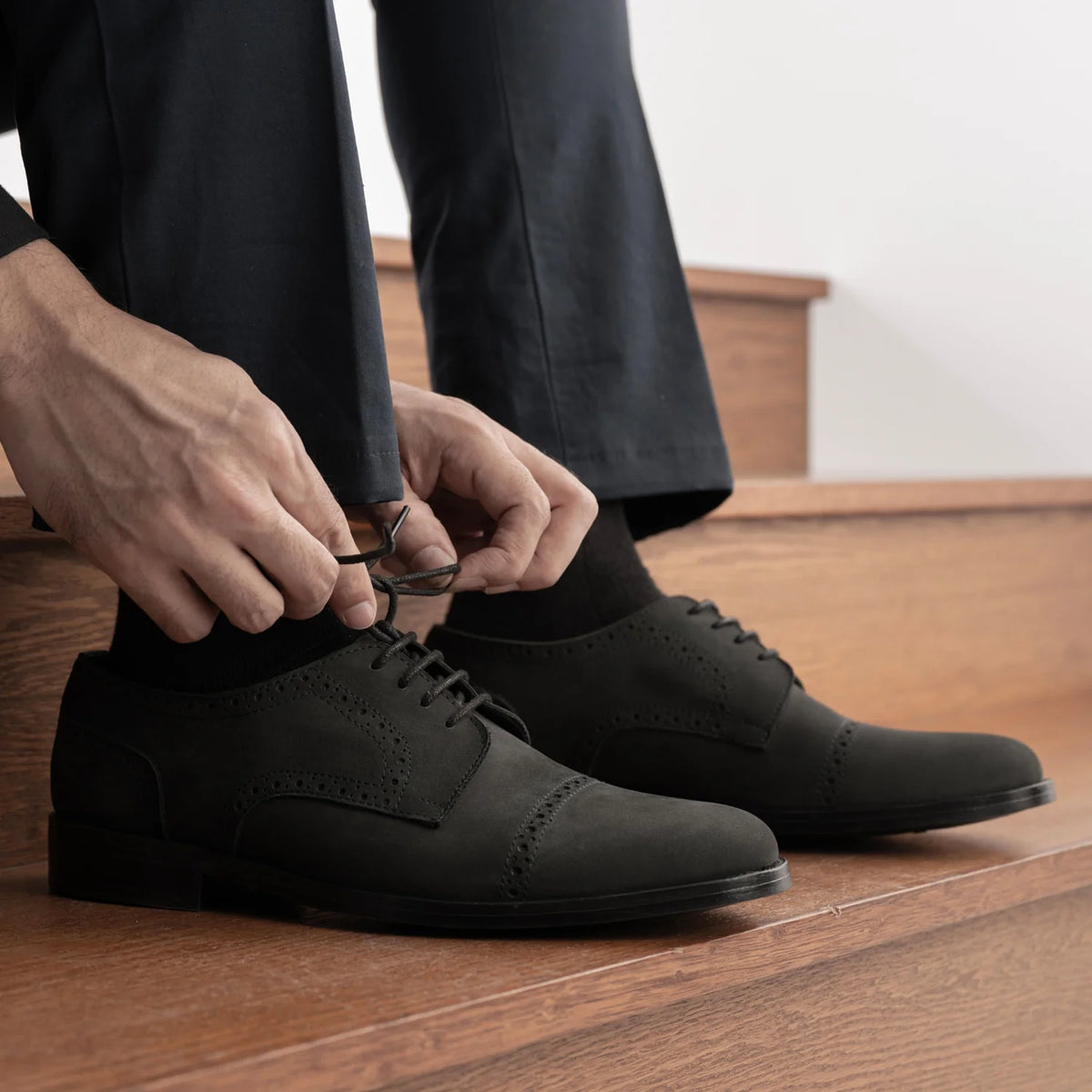 Orlaven Dirk Brogues Derby Matte შავი Nubuck ტყავის ფეხსაცმელი - StudGuard მამაკაცის footwear image 10