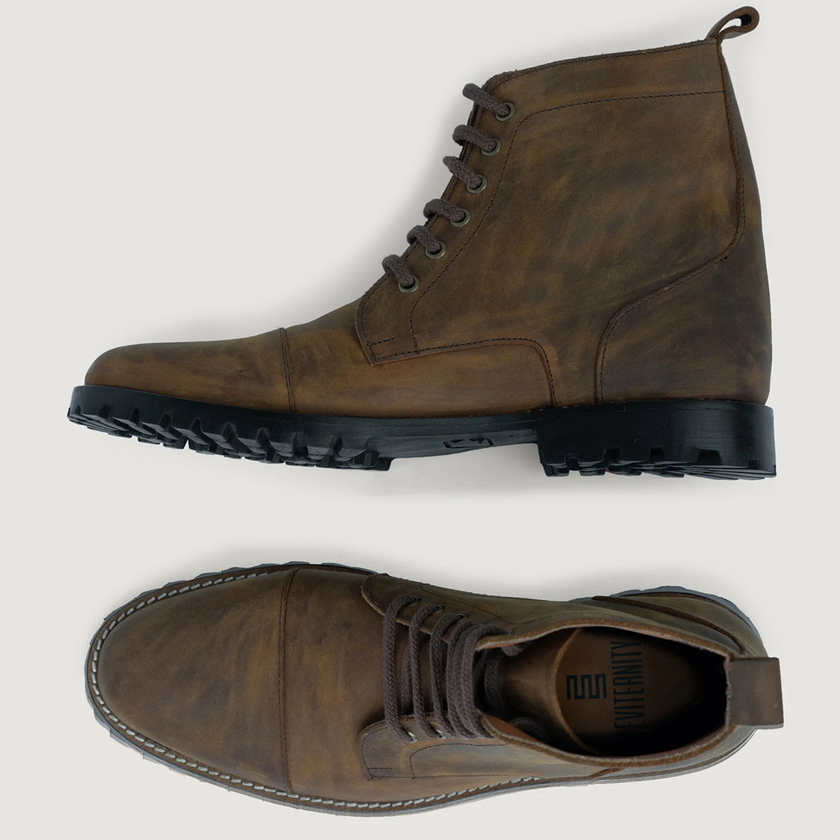 High-Traction Rubber Outsole & Lug Tread Pattern on Knight Derby Burnt Copper Pullup ტყავის ჩექმები - TerraGrip მამაკაცის