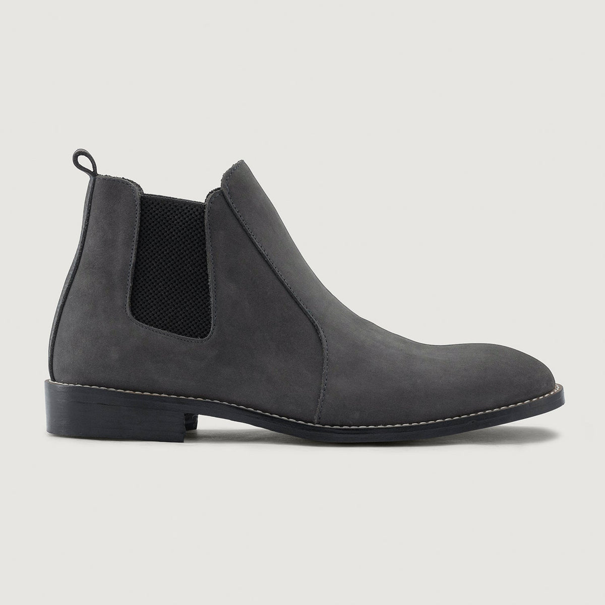 Grey Full-Grain leather Boots - Goodyear welt კონსტრუქცია და წინა ცხვირის დეტალი