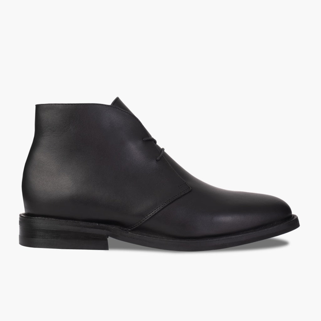 Black Full-Grain leather Boots - Goodyear welt კონსტრუქცია და წინა ცხვირის დეტალი