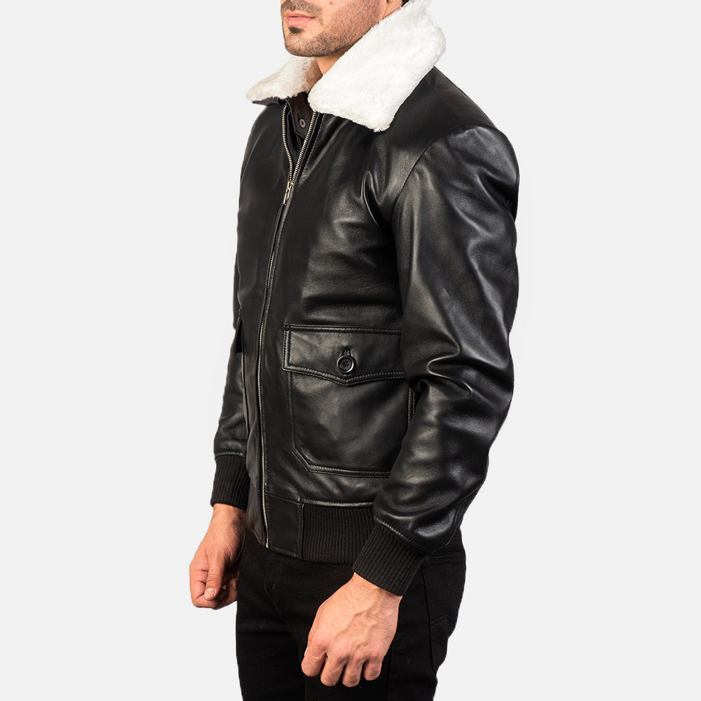 
Black Sheepskin Leather Bomber Jacket - უკანა ხედი გამოკვეთილი მხრებით და სუფთა დაბოლოებით