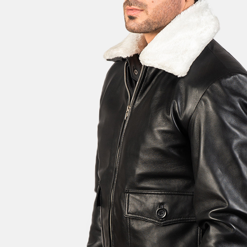 
შიდა სარჩულის ხედი Showing Quilted Viscose Lining & ორი ფუნქციური შიდა ჯიბე