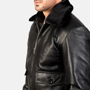 
შიდა სარჩულის ხედი Showing Quilted Viscose Lining & ორი ფუნქციური შიდა ჯიბე