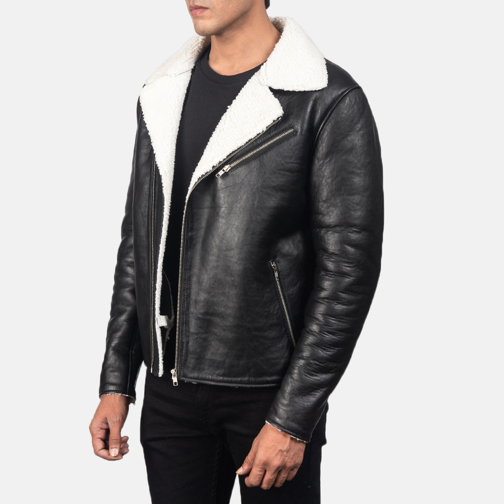 
Black Sheepskin Leather Biker Jacket - უკანა ხედი გამოკვეთილი მხრებით და სუფთა დაბოლოებით