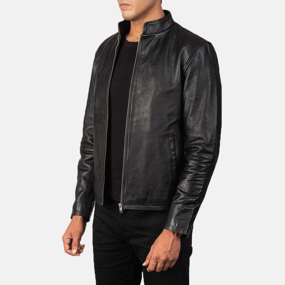 
Black Cowhide Leather Biker Jacket - უკანა ხედი გამოკვეთილი მხრებით და სუფთა დაბოლოებით