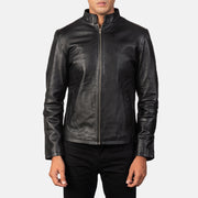 
Alex Black Leather Biker Jacket - გვერდითი პროფილი ერგონომიული სახელოს ჭრით
