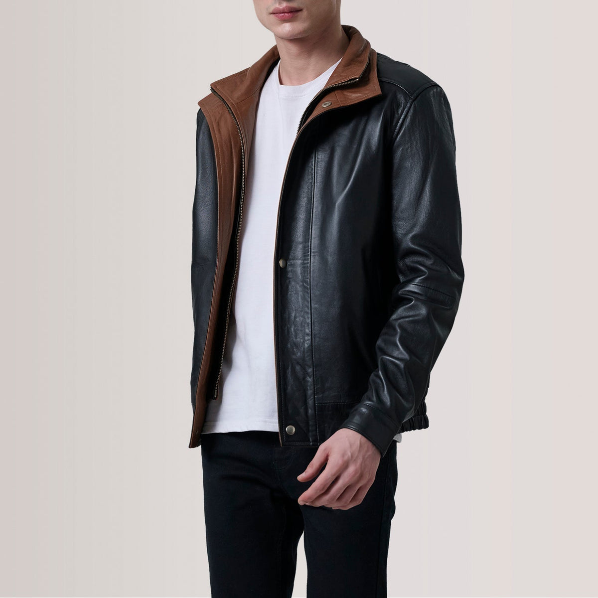 
ახლო ხედი of Shirt & Zipper with placket Hardware on Alfred Brown Leather Bomber Jacket For Men