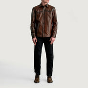 
ახლო ხედი of Shirt & Buttons Hardware on Bronco Distressed ყავისფერი Leather Shirt მამაკაცის