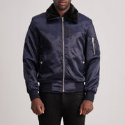 
Clyde B-15 ლურჯი ტყავის ბომბერი მამაკაცის in Blue Satin - წინა ხედი და მორგებული სილუეტი | შეიძინეთ ონლაინ