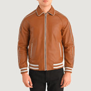 
ახლო ხედი of Shirt collar & Zipper Hardware on Cooper ტანი ყავისფერი Leather Varsity ტყავის ქურთუკი მამაკაცის