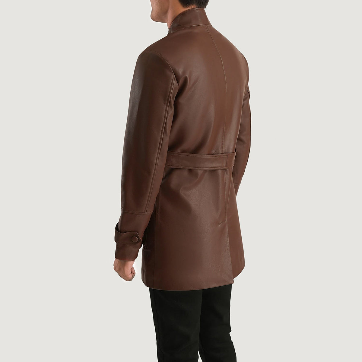 
ახლო ხედი of High neck with Belt & Snap button Hardware on Dolf ყავისფერი ტყავის ქურთუკი მამაკაცის