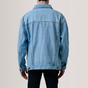 
ახლო ხედი of Classic Collar & Heavy-Duty Zipper Hardware on Eddie Light ლურჯი Oversized Denim Trucker ტყავის ქურთუკი მამაკაცის For Men