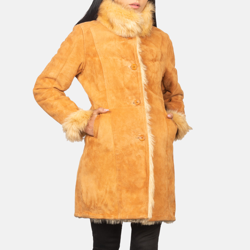 Close-Up Detail of Notch &amp; Button Hardware on Erica Beige Leather Coat