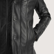 
შიდა სარჩულის ხედი Showing Faux Fur Lined (Torso) & ორი ფუნქციური შიდა ჯიბე