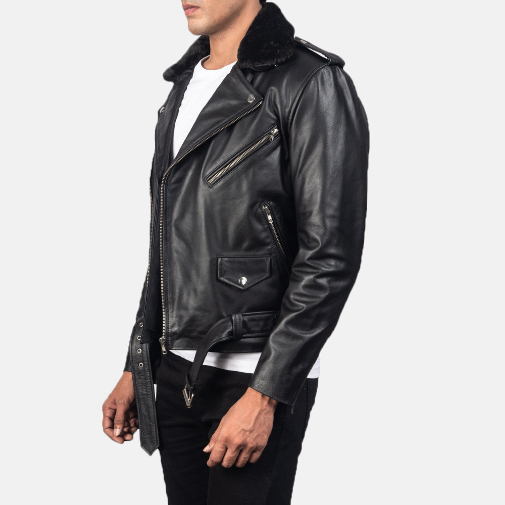 
Black Cowhide Leather Biker Jacket - უკანა ხედი გამოკვეთილი მხრებით და სუფთა დაბოლოებით