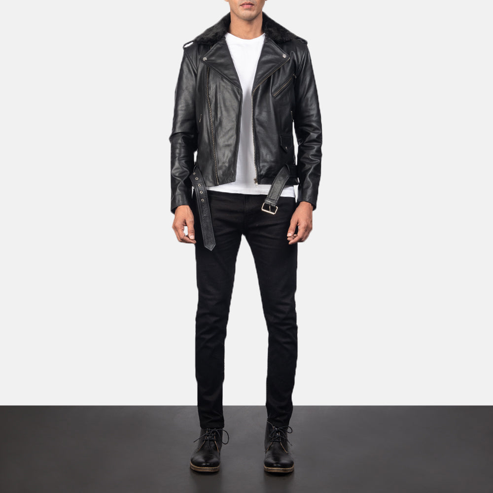 
Furton Black Leather Biker Jacket - გვერდითი პროფილი ერგონომიული სახელოს ჭრით