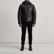 
Gordon Tan Hooded Leather Puffer Jacket - გვერდითი პროფილი ერგონომიული სახელოს ჭრით