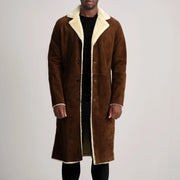 
Kolby Brown Suede Shearling Long Coat in Brown Goatskin Suede - წინა ხედი და მორგებული სილუეტი | შეიძინეთ ონლაინ