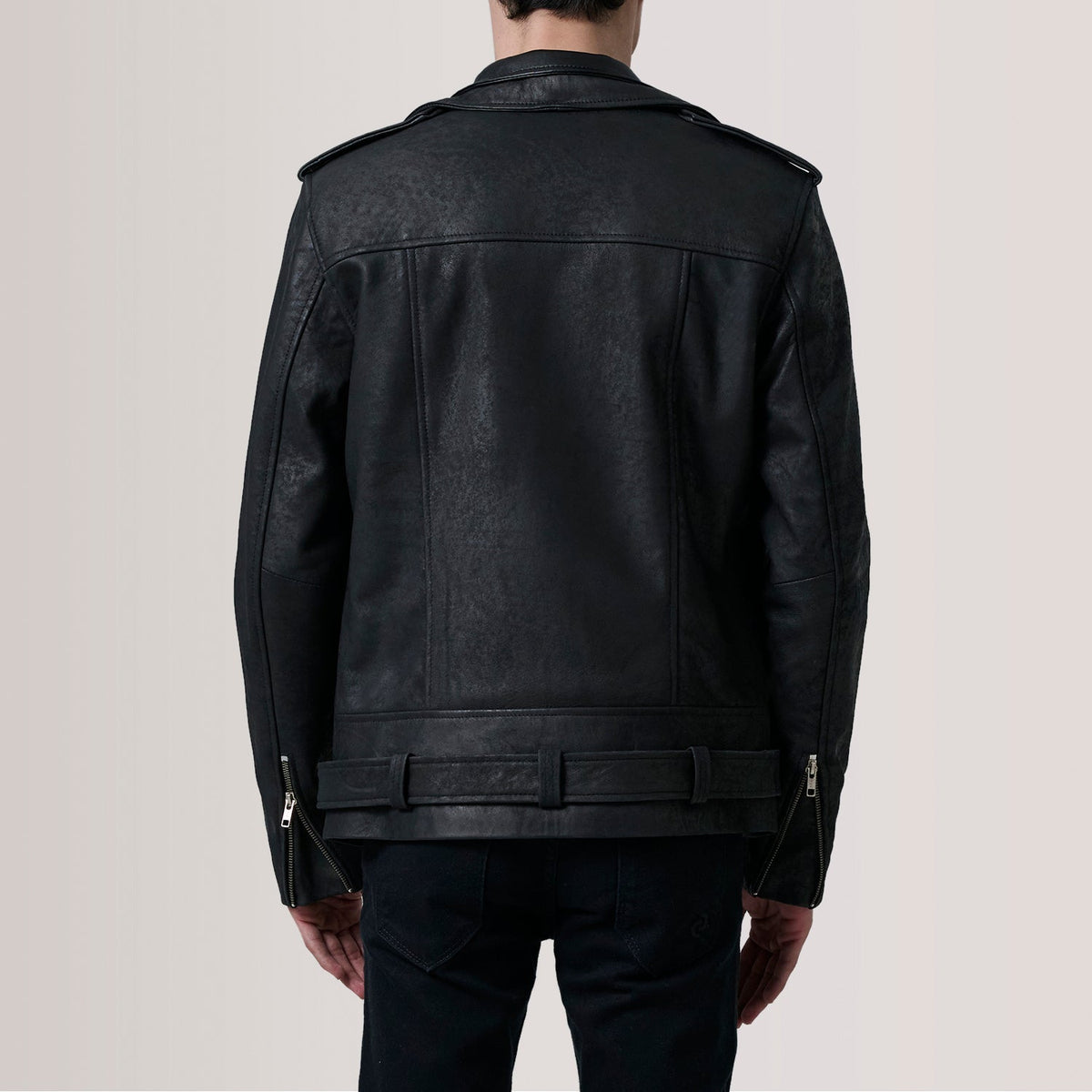 
ახლო ხედი of Notch & Zipper & Waist Straps Hardware on Kole Distressed შავი Leather Double Rider ტყავის ქურთუკი მამაკაცის