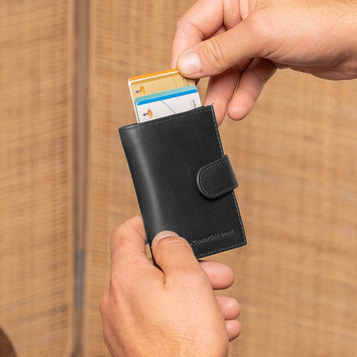 
Classic 100% Full-Grain Leather Card Holder - უკანა ხედი გაძლიერებული ტყავის სახელურებით