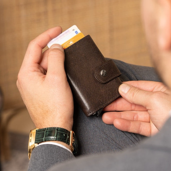 Varrano Full-Grain Leather Card Holder ქალის