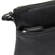 
შიდა სარჩულის ხედი Showing Dedicated Padded Laptop Sleeve & Multi-Compartment Organization
