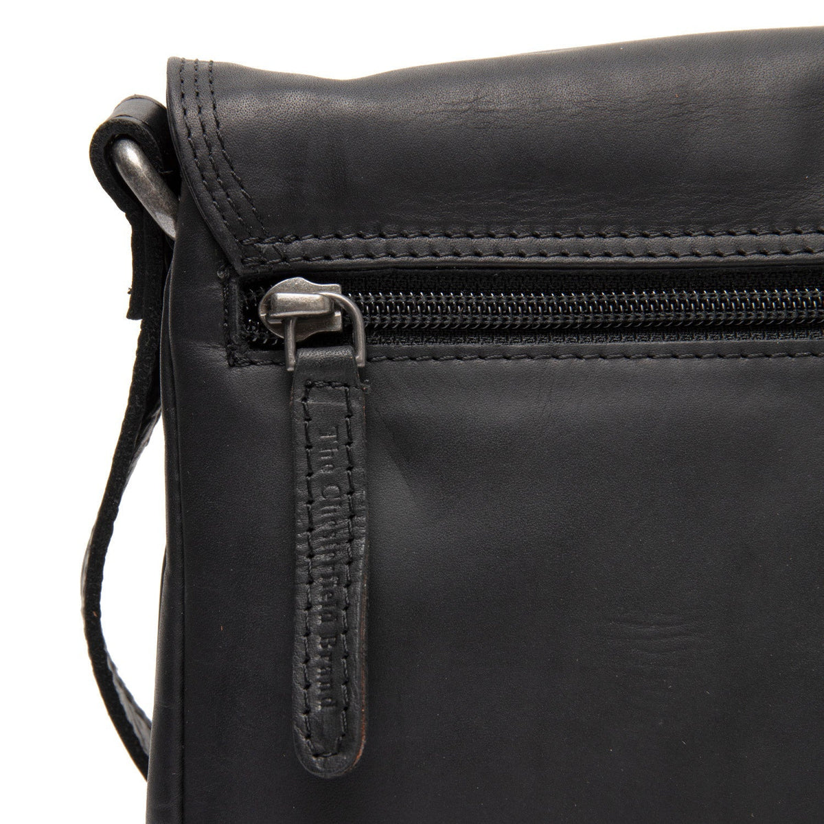 
შიდა სარჩულის ხედი Showing Dedicated Padded Laptop Sleeve & Multi-Compartment Organization