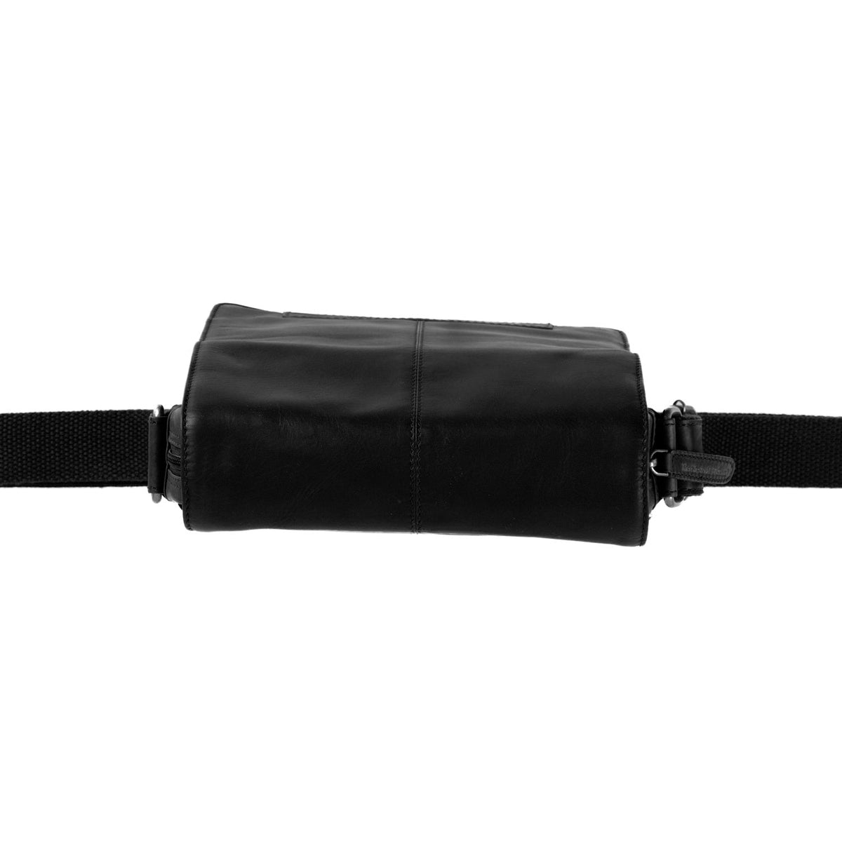 
შიდა სარჩულის ხედი Showing Dedicated Padded Laptop Sleeve & Multi-Compartment Organization