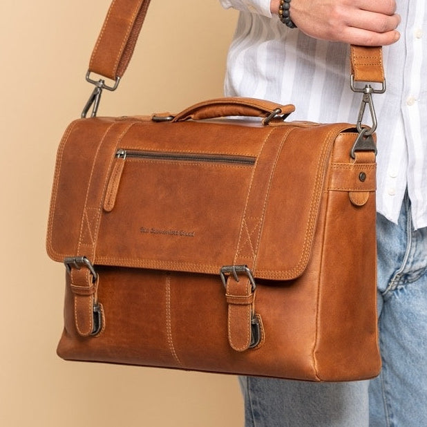 Classic 100% Full-Grain leather Briefcase - უკანა ხედი გაძლიერებული ტყავის სახელურებით