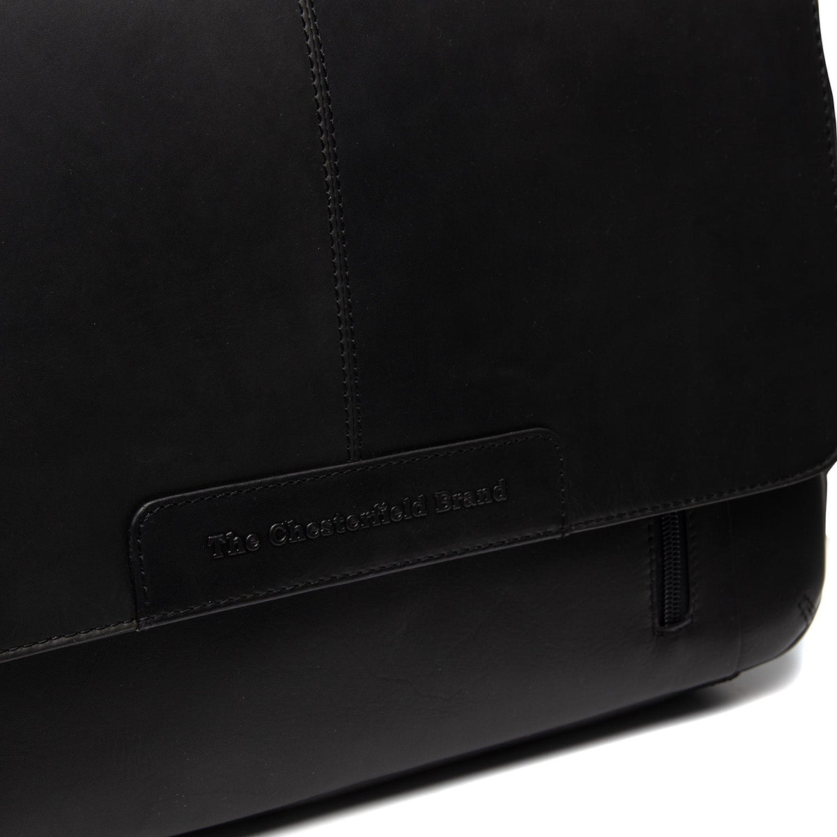 
შიდა სარჩულის ხედი Showing Dedicated Padded Laptop Sleeve & Multi-Compartment Organization