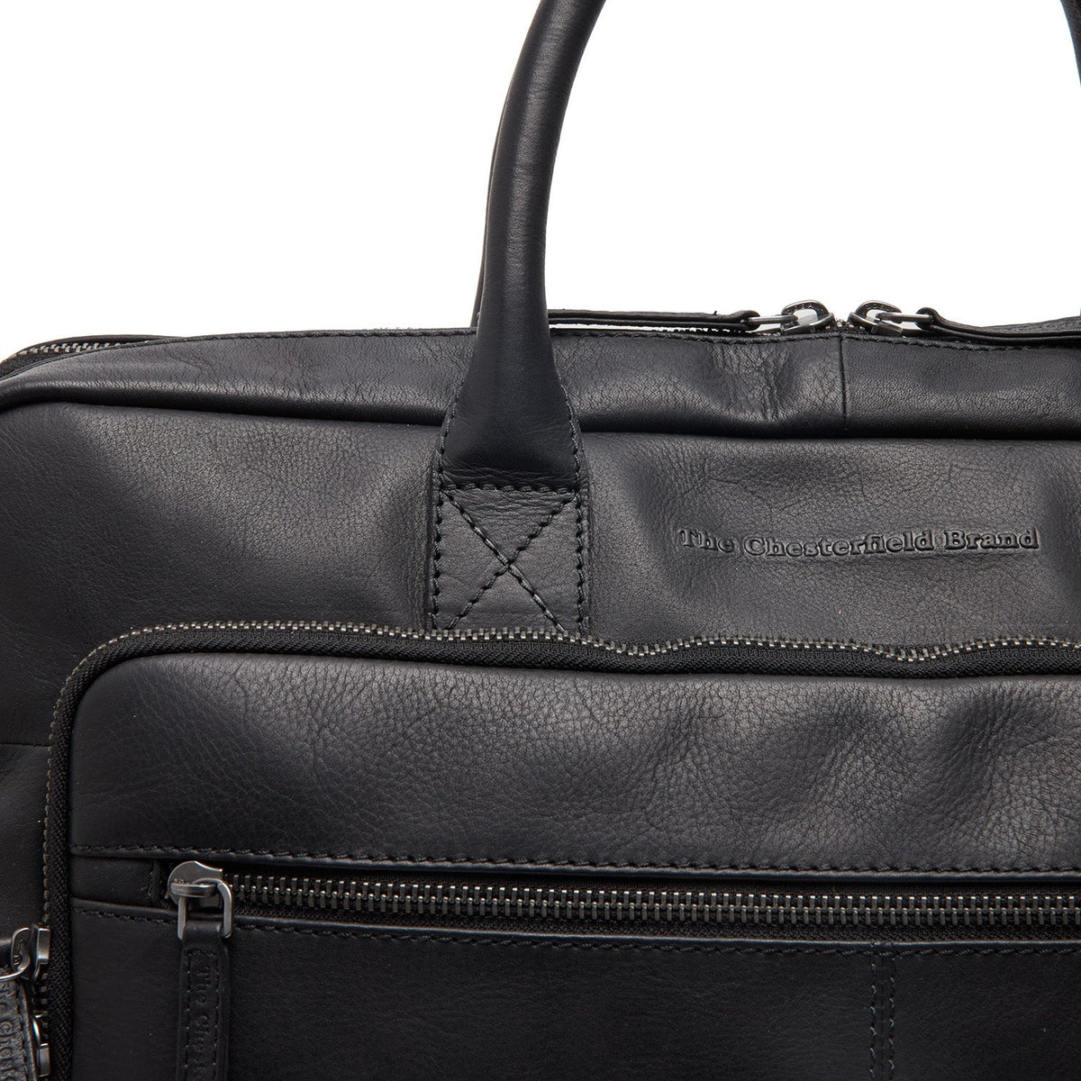 
შიდა სარჩულის ხედი Showing Dedicated Padded Laptop Sleeve & Multi-Compartment Organization