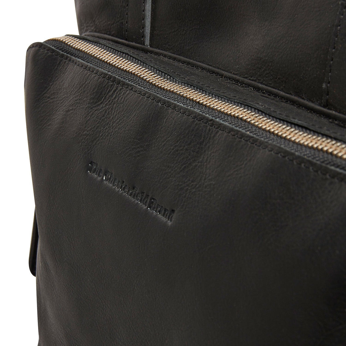 
Solid Antique Brass Hardware & Heavy-Duty Dual Zipper Detail on Alicante ნატურალური უმაღლესი ხარისხის ტყავი Shopper ქალის