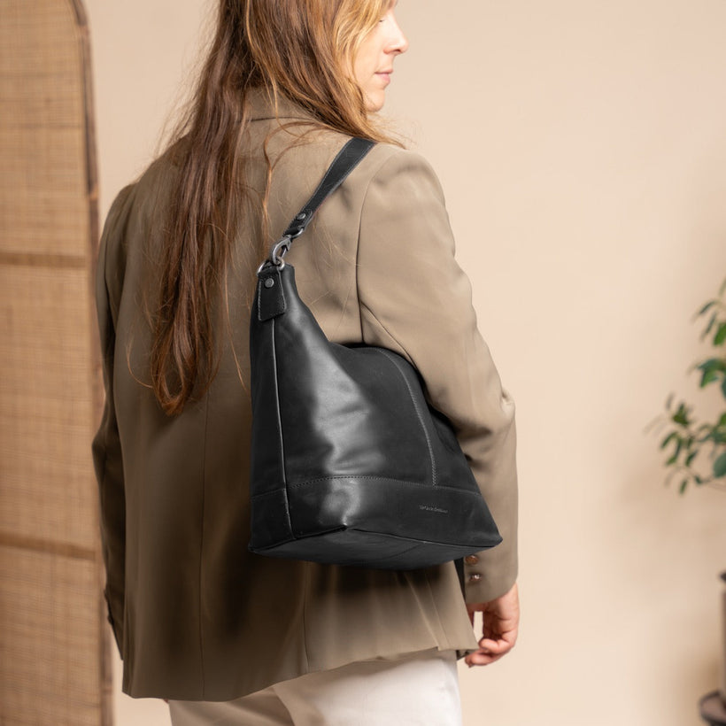 Amelia Full-Grain Leather Shoulder Bag ქალის