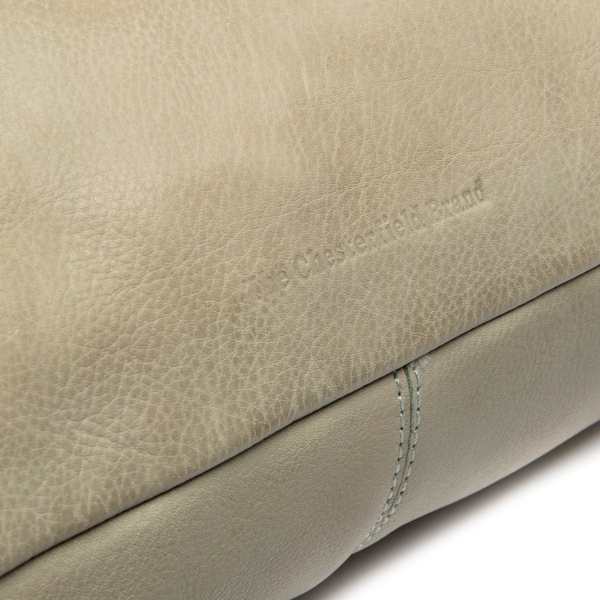 შიდა სარჩულის ხედი Showing Dedicated Padded Laptop Sleeve & Multi-Compartment Organization