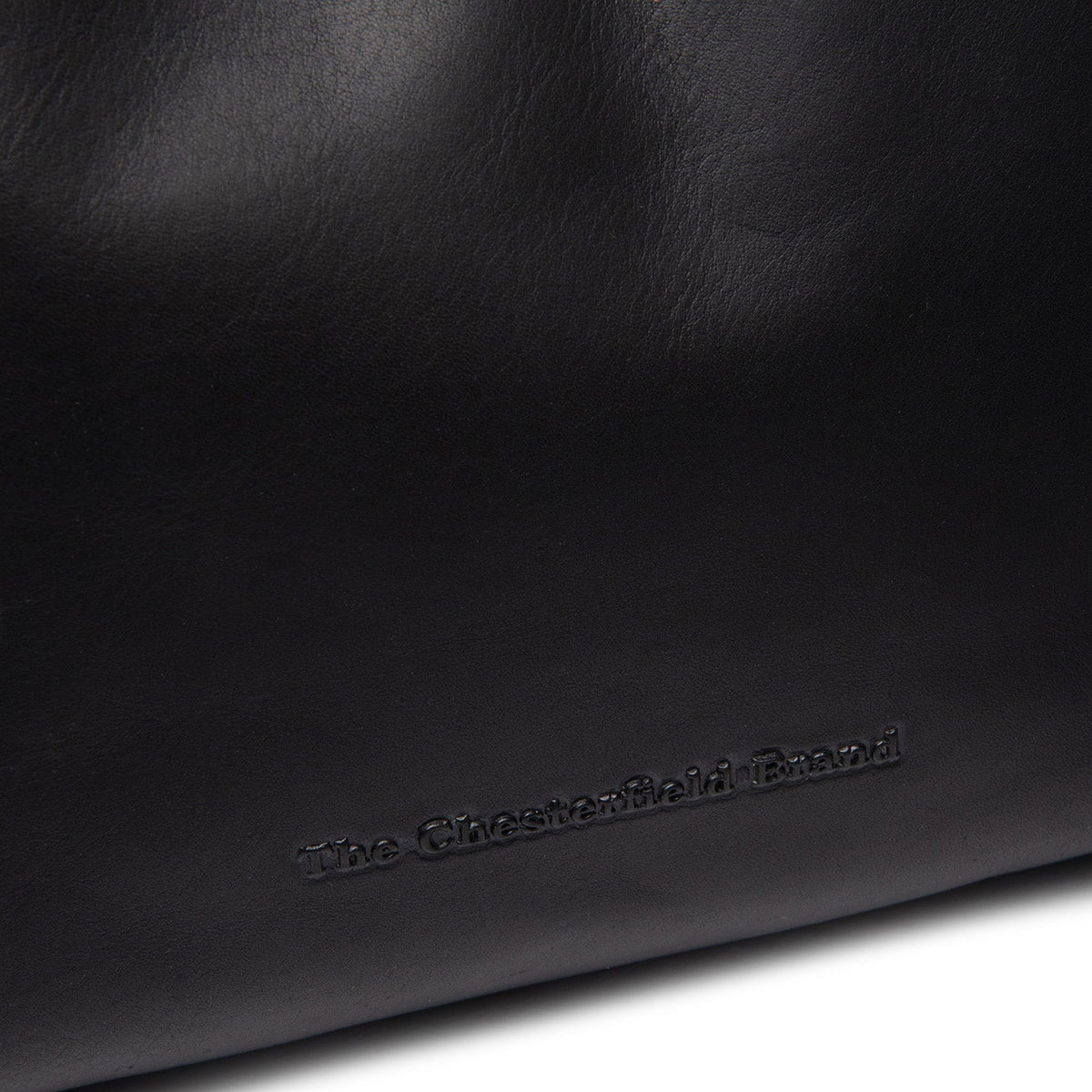 
შიდა სარჩულის ხედი Showing Dedicated Padded Laptop Sleeve & Multi-Compartment Organization