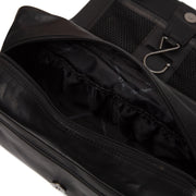 
შიდა სარჩულის ხედი Showing Quilted Viscose Lining & ორი ფუნქციური შიდა ჯიბე